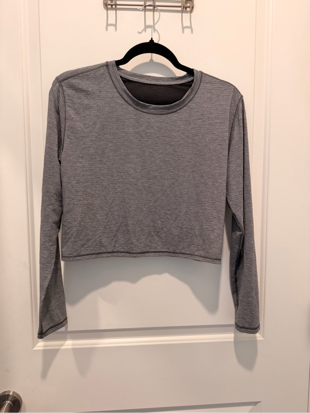 Lululemon Pushing Limits
Long Sleeve Grey Crop Top Size S